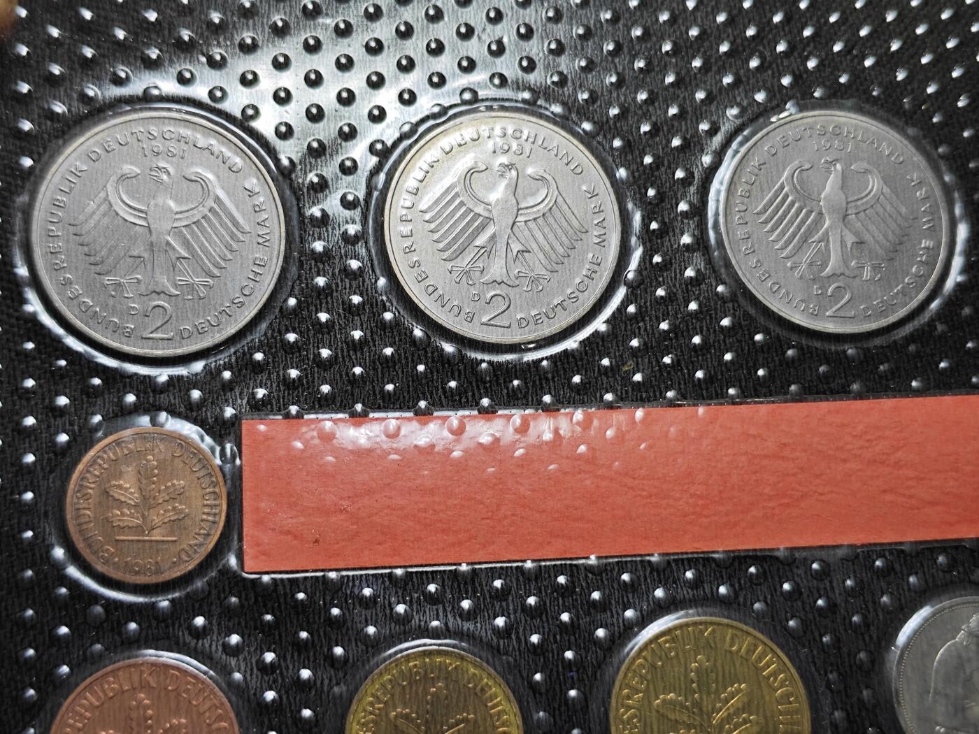 KK钱币收藏小铺   套币专场 2月预留时间 周末发货