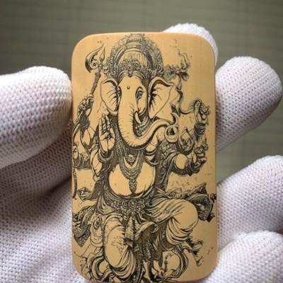 听雨轩（77）留青墨刻竹牌专场 - 留青墨刻36×60mm工艺精工实心玉竹牌  象神