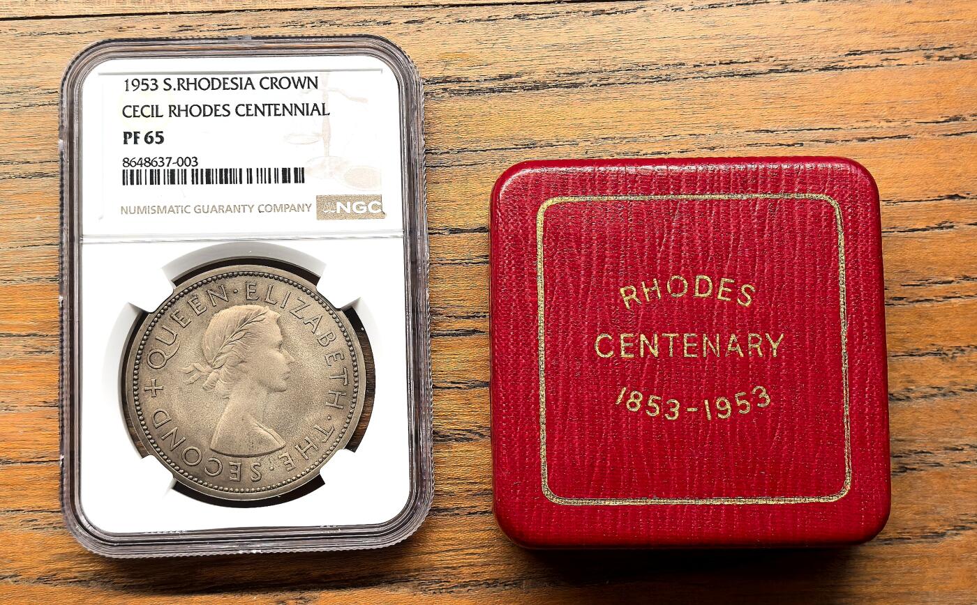 凡希社世界钱币微拍第三百二十一期 1953南罗德西亚克朗大银精铸NGC-PF65，附原盒。
