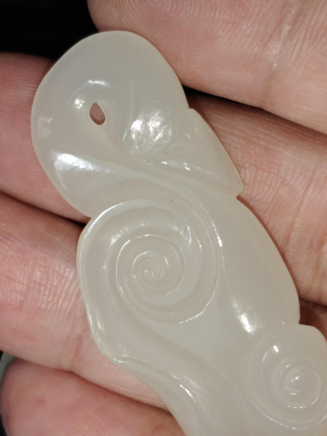 猩哥外币小铺➨【第221场】 新疆和田玉，如意16克左右