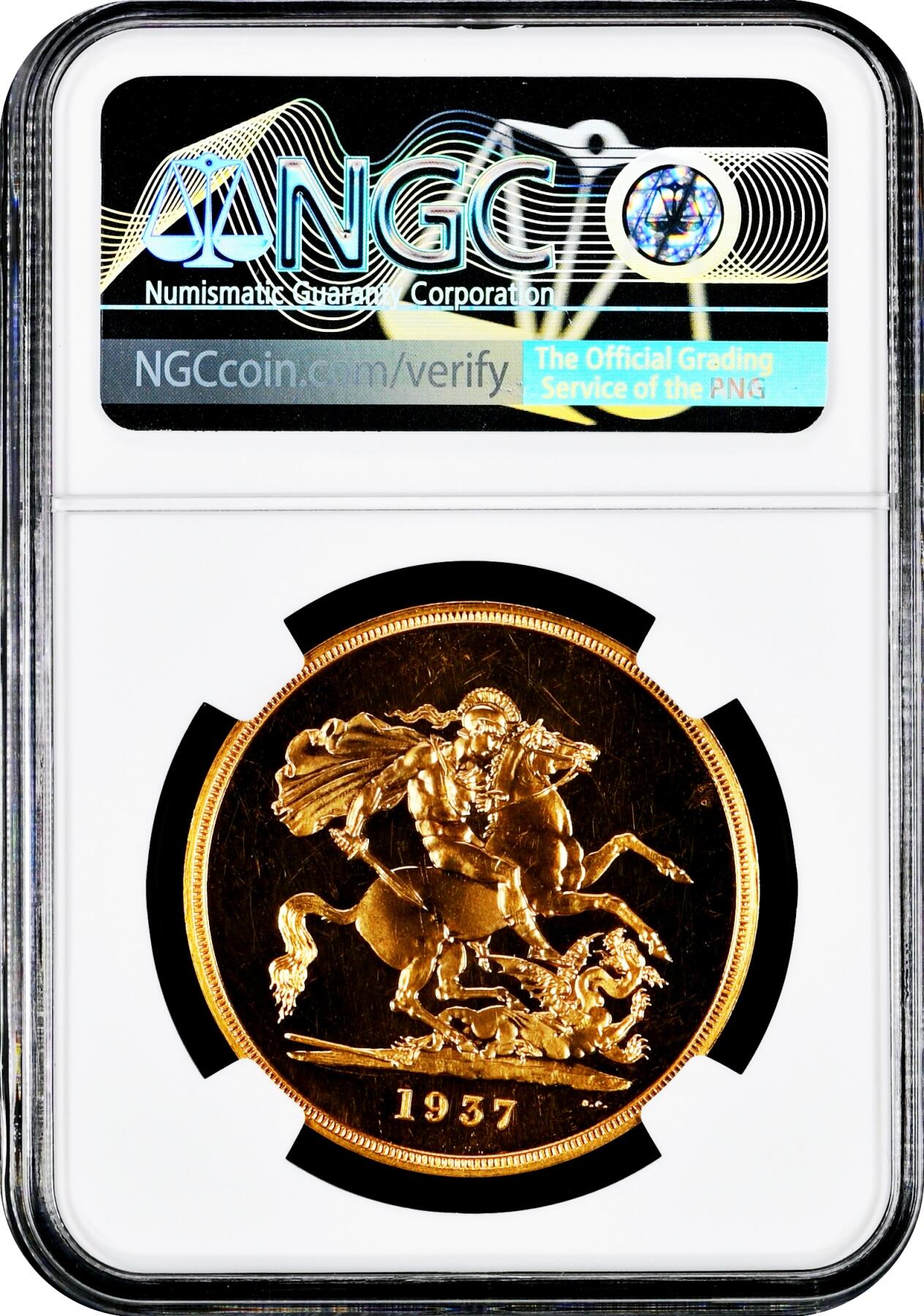 【Blue Auction】✨世界纸币精拍800期盛典——白金之夜🔥🔥🔥 G-英国 乔治六世 1937年5镑马剑大金币 发行量5500枚 NGC PF63+CAM  40g大金的手感令人无法抗拒，加上高浮雕深度镜面堪称视觉与触觉的双重享受，在黄金价格的影响下5镑大金的价格也以肉眼可见的价格上涨，不管是钱币爱好者还是黄金爱好者，此枚高质量乔六5镑都不失为一个好选择 