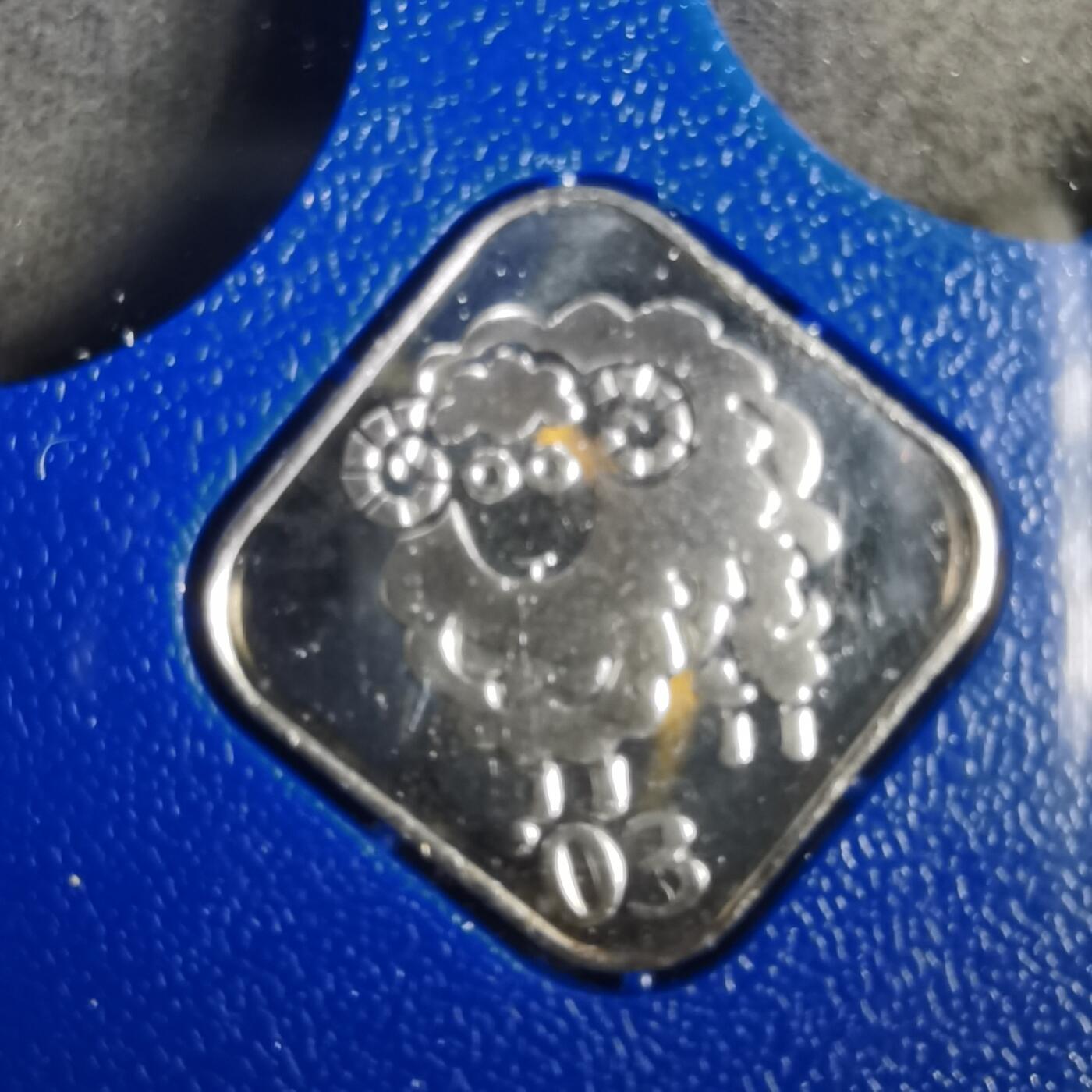 沼泽如烟--第1022场 2003羊年生肖章纯银章4.3克带原盒