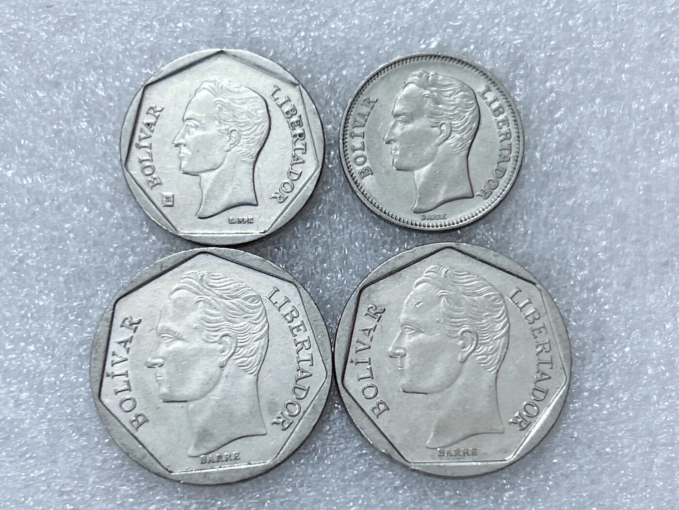 第一海外回流一元起拍收藏 散集专场  第302期 委内瑞拉硬币 4枚
