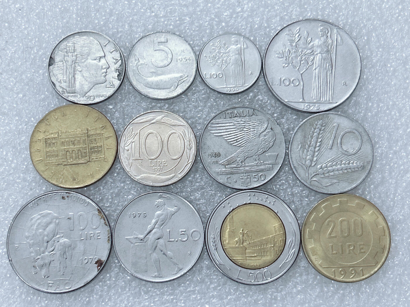 第一海外回流一元起拍收藏 散集专场  第302期 意大利硬币 12枚 无重复