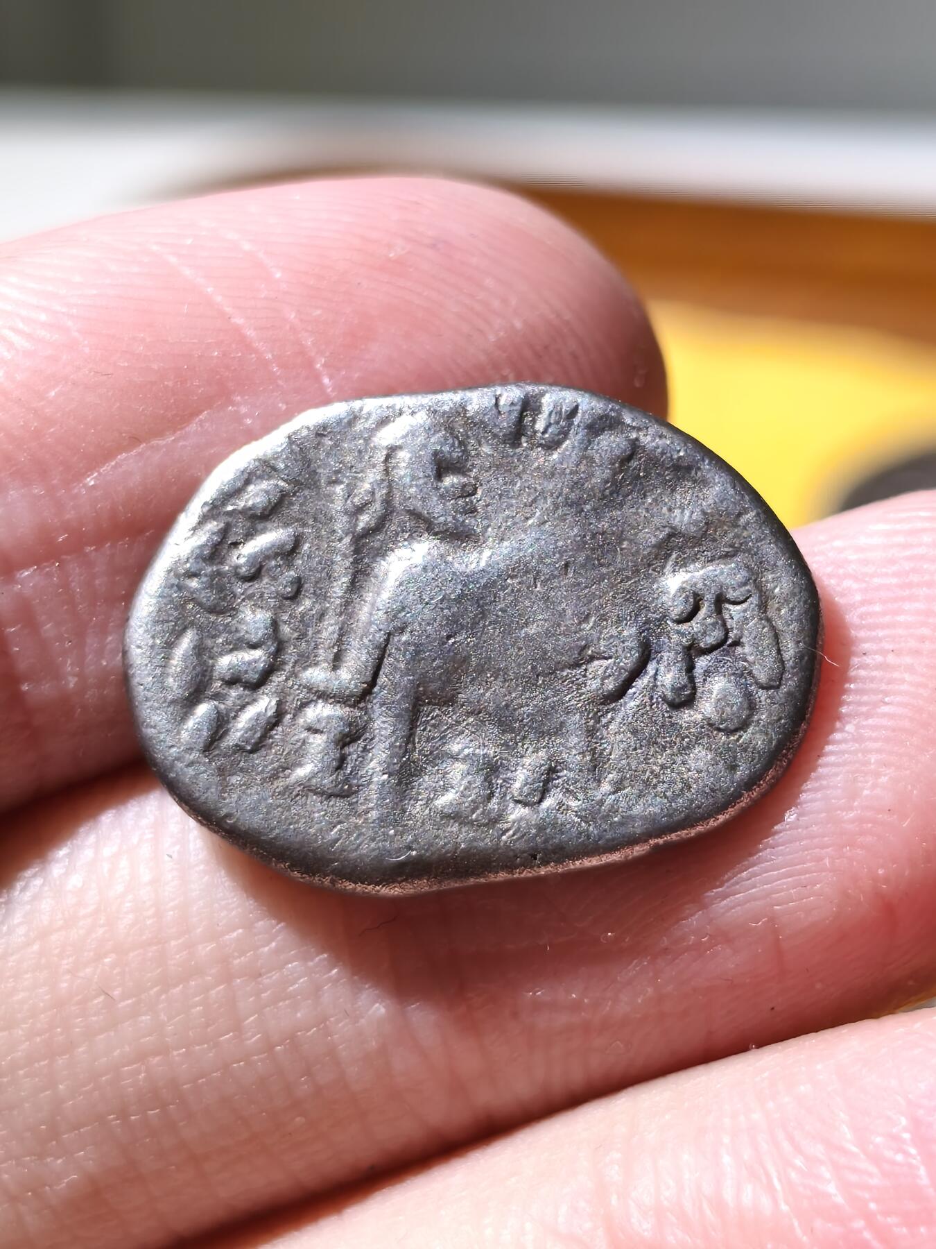 星盘世界钱币拍卖 帕提亚帝国(安息) BC2~AC4 弗拉塔克斯 米特拉达卡特造币 （历史名城尼萨）1德拉克马银币