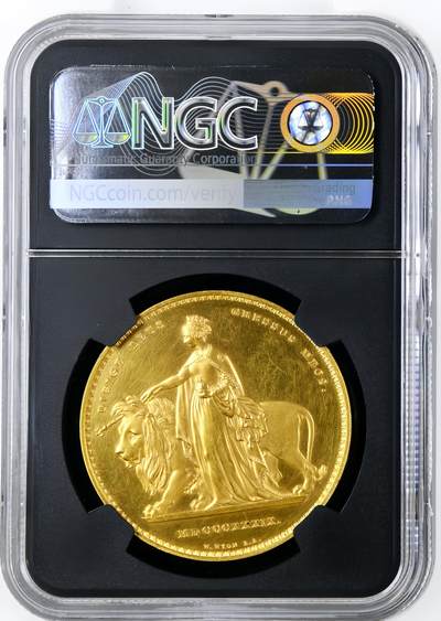 【Blue Auction】✨世界纸币精拍800期盛典——白金之夜🔥🔥🔥 G-【传奇！英国最美金币 Pallas旧藏】英国 1839年尤娜与狮子5索维林精制大金币NGC PF60 CAMEO镜面（纪念维多利亚女王登基加冕而生，皇家铸币局首席雕刻师威廉·韦恩亲自设计和雕刻，最初仅铸造400枚，后续虽有少量补铸，总存世量仍不足千枚。新古典主义高浮雕、史诗级叙事，镌刻着时代美学与收藏传奇。高分的一度成交价近千万，该枚同分的拍了22.8万美金性价比极高）