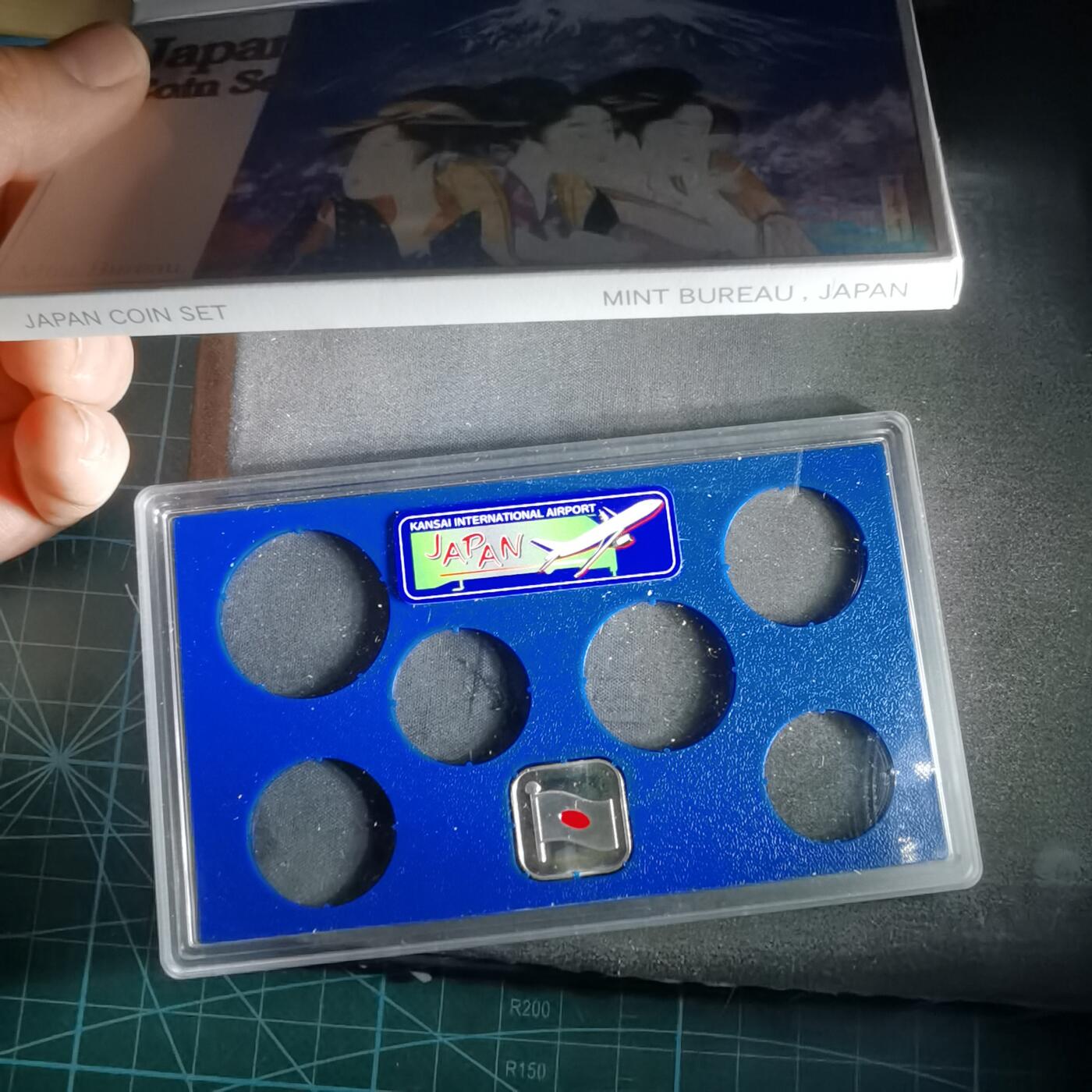 沼泽如烟--第1022场 2002纯银章4.3克带原盒