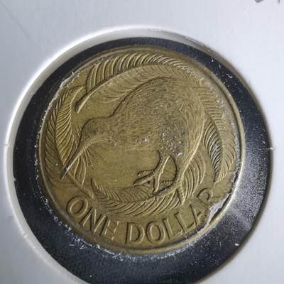 沼泽如烟--第1021场 - 新西兰1990年一元