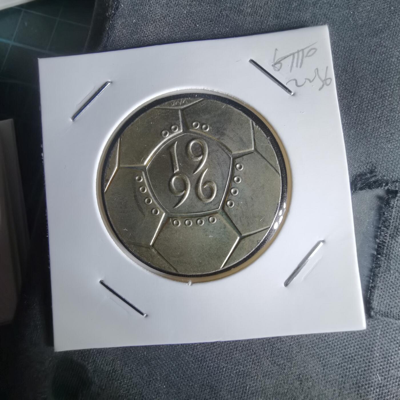 沼泽如烟--第1022场 英国1996年2磅纪念币