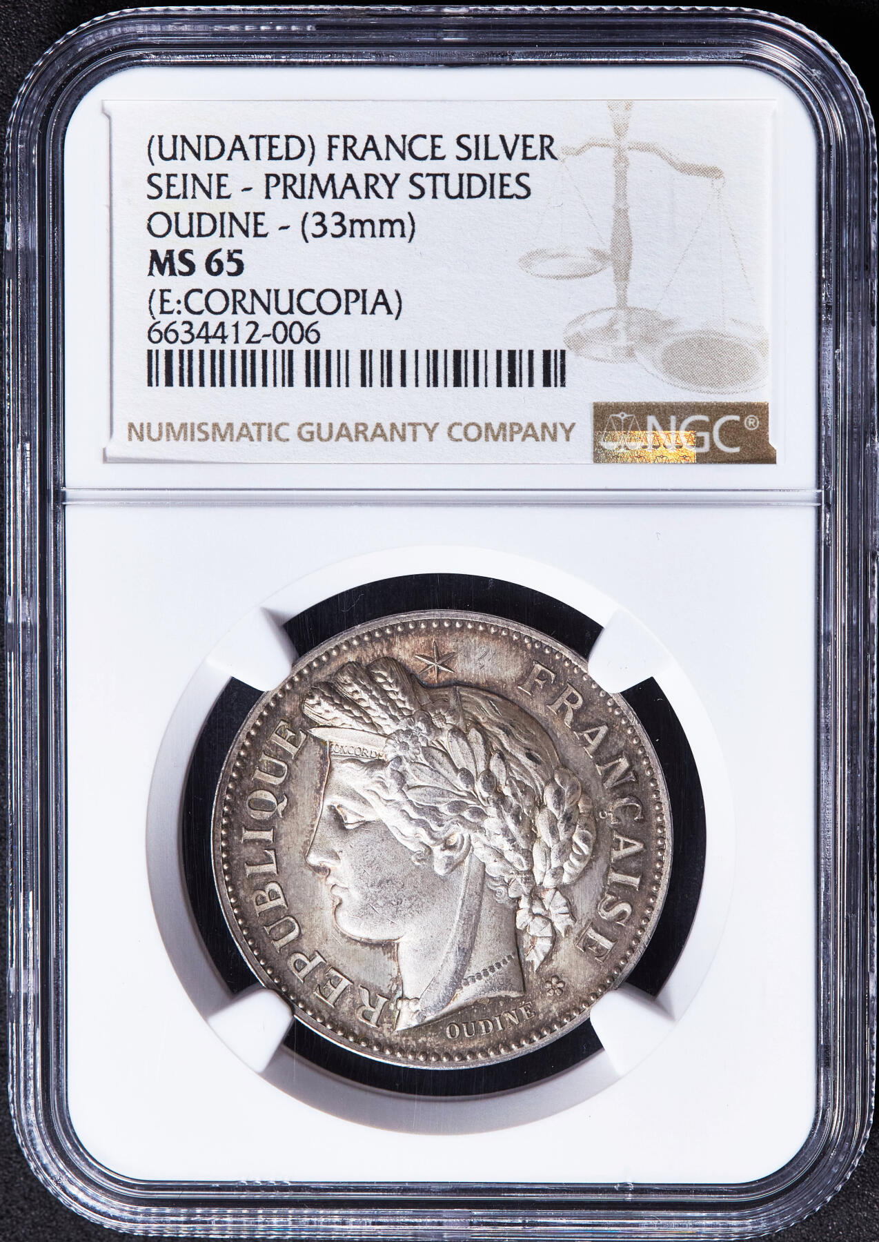 【俄甄集藏】2026年(049)03-18星期三 晚 19:30 全场包邮 法国19世纪谷物女神头像塞纳省初级教育委员会银质奖章，NGC MS65，高浮雕，类精制底板，黄油彩老包浆，丰饶角铭，法国19世纪雕刻家乌迪内作品，顶级状态