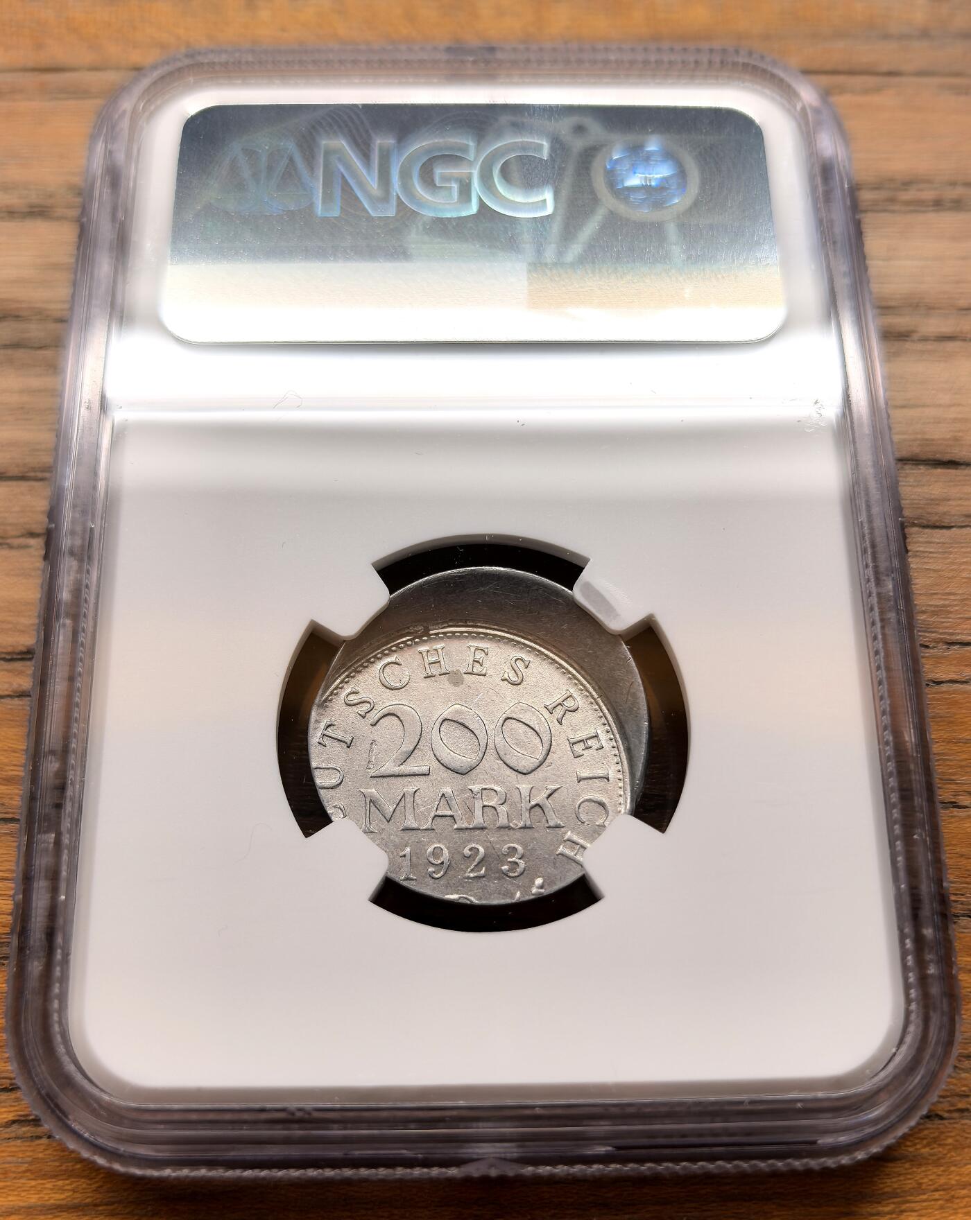 凡希社世界钱币微拍第三百二十一期 1923魏玛德国200马克冲压偏移30%错币NGC-MS62