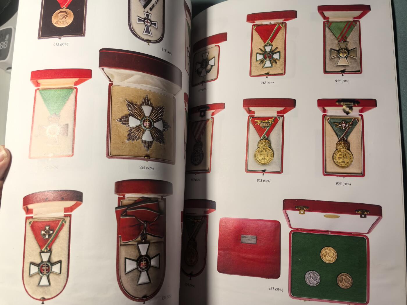 盛世勋华——号角文化勋章邮票专场拍卖第309期 匈牙利Pannonia拍卖行2017年44次拍卖会图录 大量匈牙利勋章图片