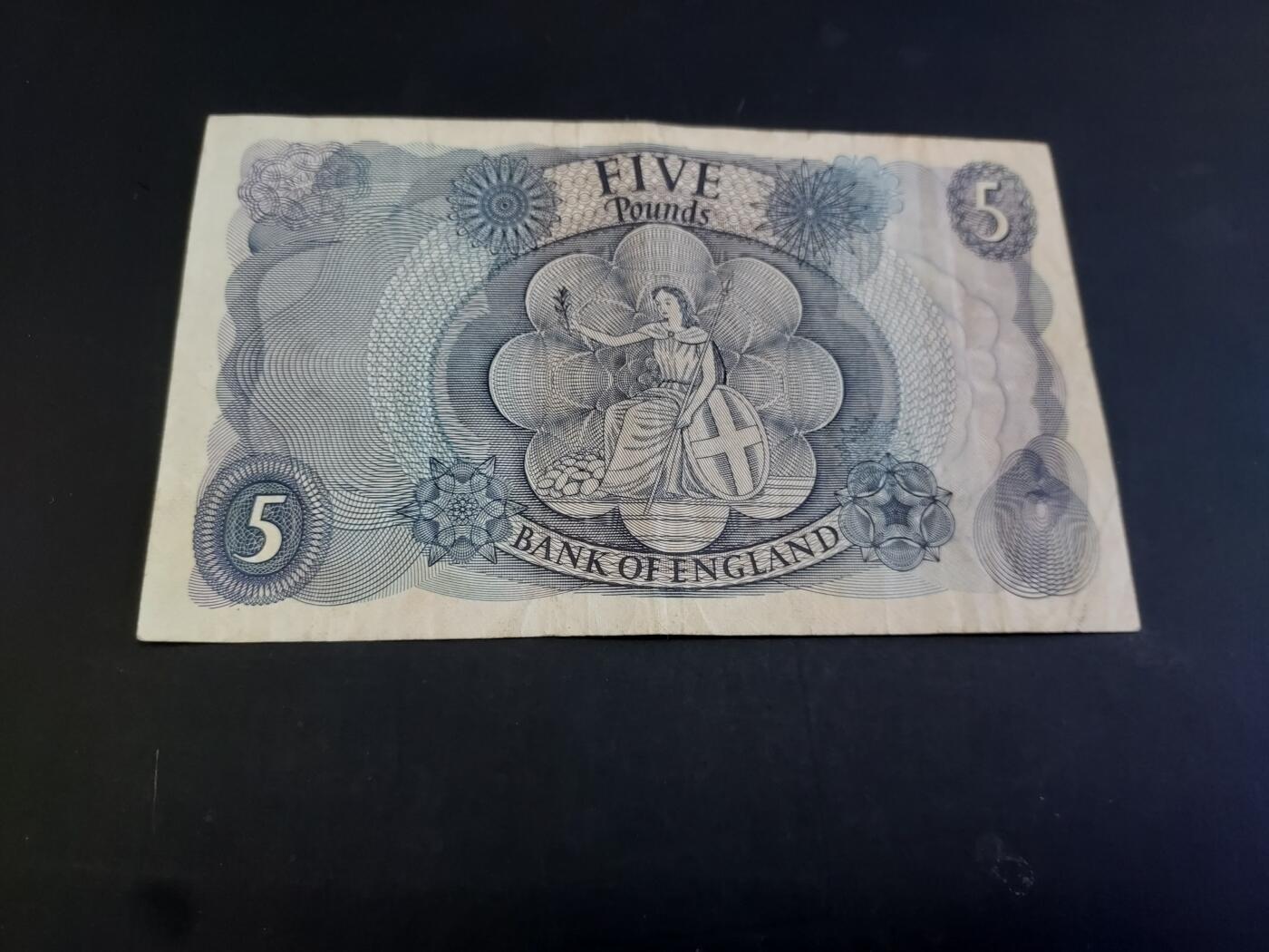 博彦收藏  AM 3月21日 8点钱币专场 全场包邮 英国旧版5镑 流通品 有字迹