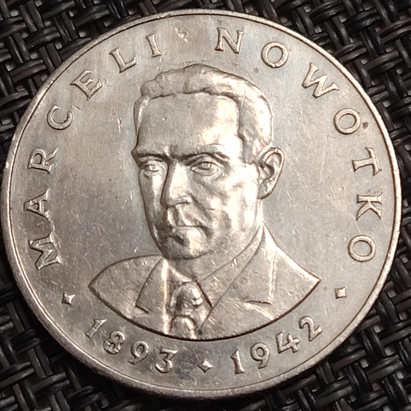 布加迪🐬～世界钱币(上海)🌾第 282 期 /  各国套币和散币