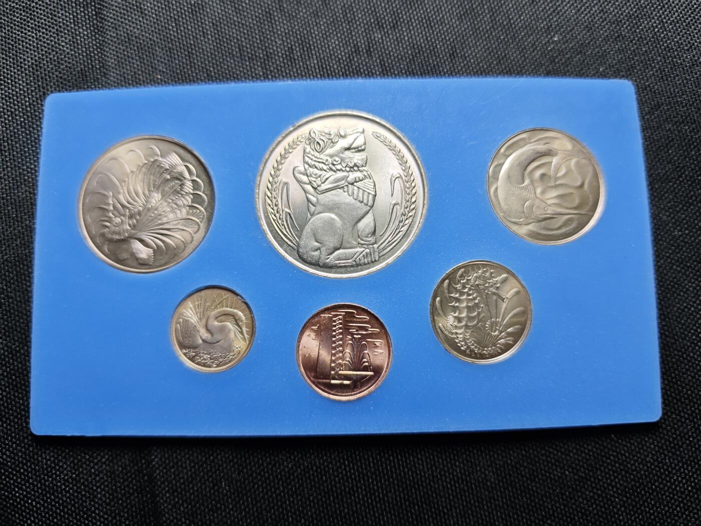 KK钱币收藏小铺   套币专场 2月预留时间 周末发货 1981新加坡动物版大小面值一套 好品