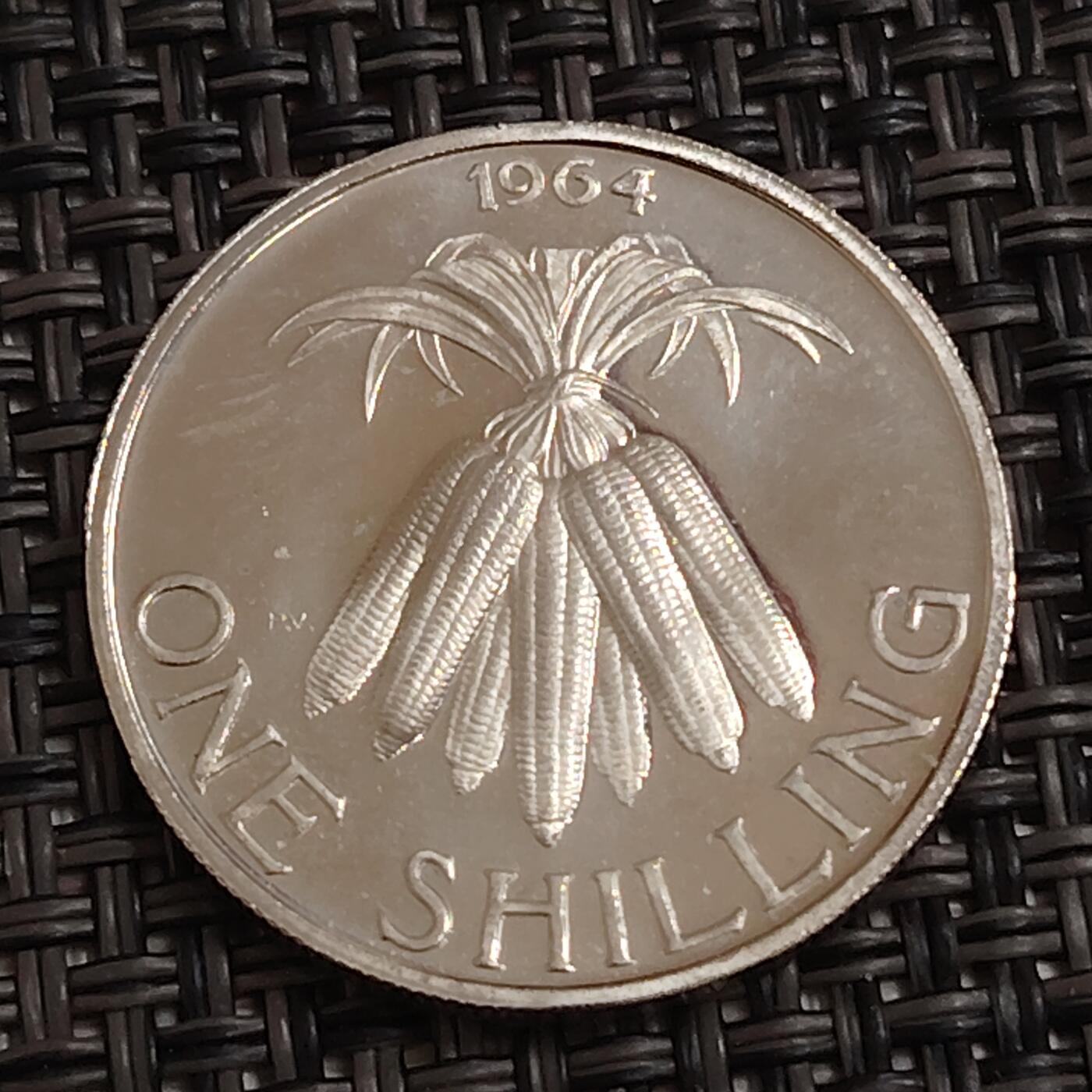 布加迪🐬～世界钱币(上海)🌾第 282 期 /  各国套币和散币 马拉维🇲🇼 1964年 1先令 原光品相