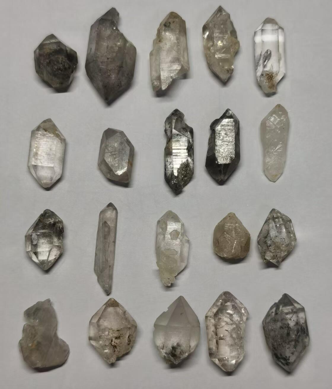 七河·世界币章水晶矿标化石杂件小拍（总第42期）（周一结标）