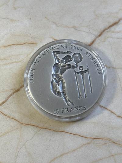 第193期拍卖 - 刚果2002年古代奥运掷铁饼者凹纪念银币，1盎司，999银