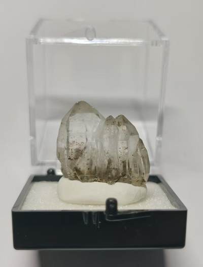 七河·世界币章水晶矿标化石杂件小拍（总第42期）（周一结标） - 藏家出品 X747（20）巴西白水晶与绿碧玺共生水晶原石矿标（盒子矿） 本件拍品由合作藏家邮寄