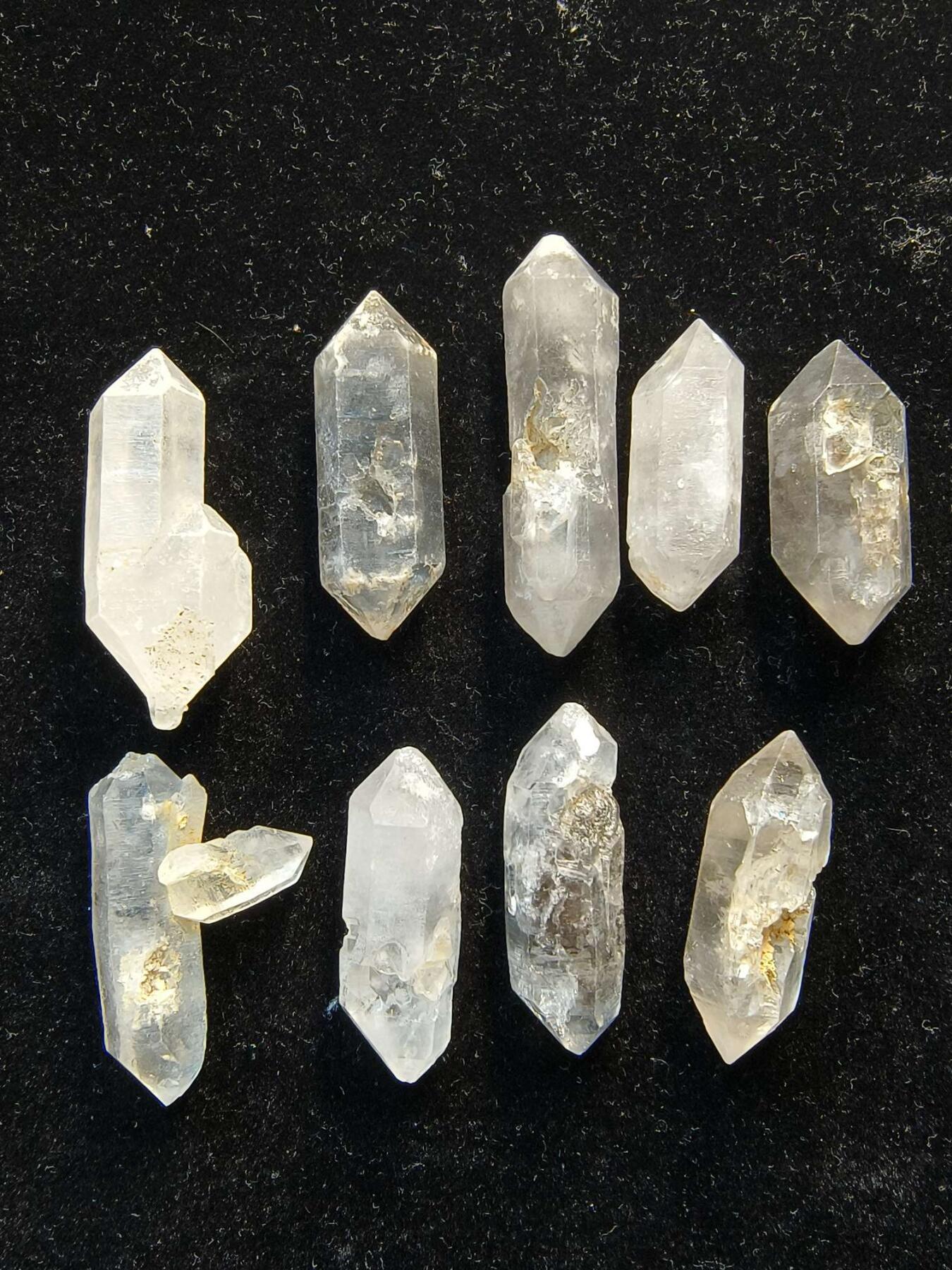 七河·世界币章水晶矿标化石杂件小拍（总第42期）（周一结标） k616（9）云贵闪灵水晶原石一组 9件 80+g