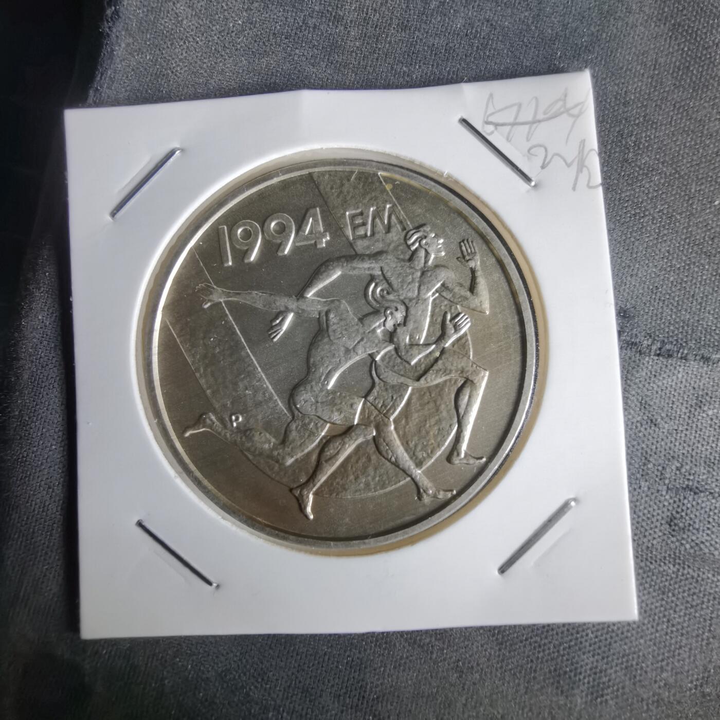 沼泽如烟--第1022场 芬兰1994年100马克银币