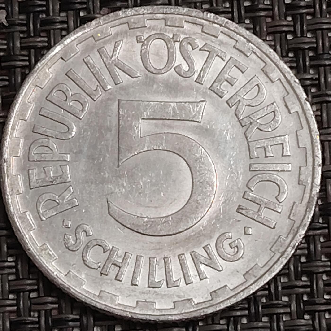 布加迪🐬～世界钱币(上海)🌾第 282 期 /  各国套币和散币 奥地利🇦🇹 1952年 5先令铝币