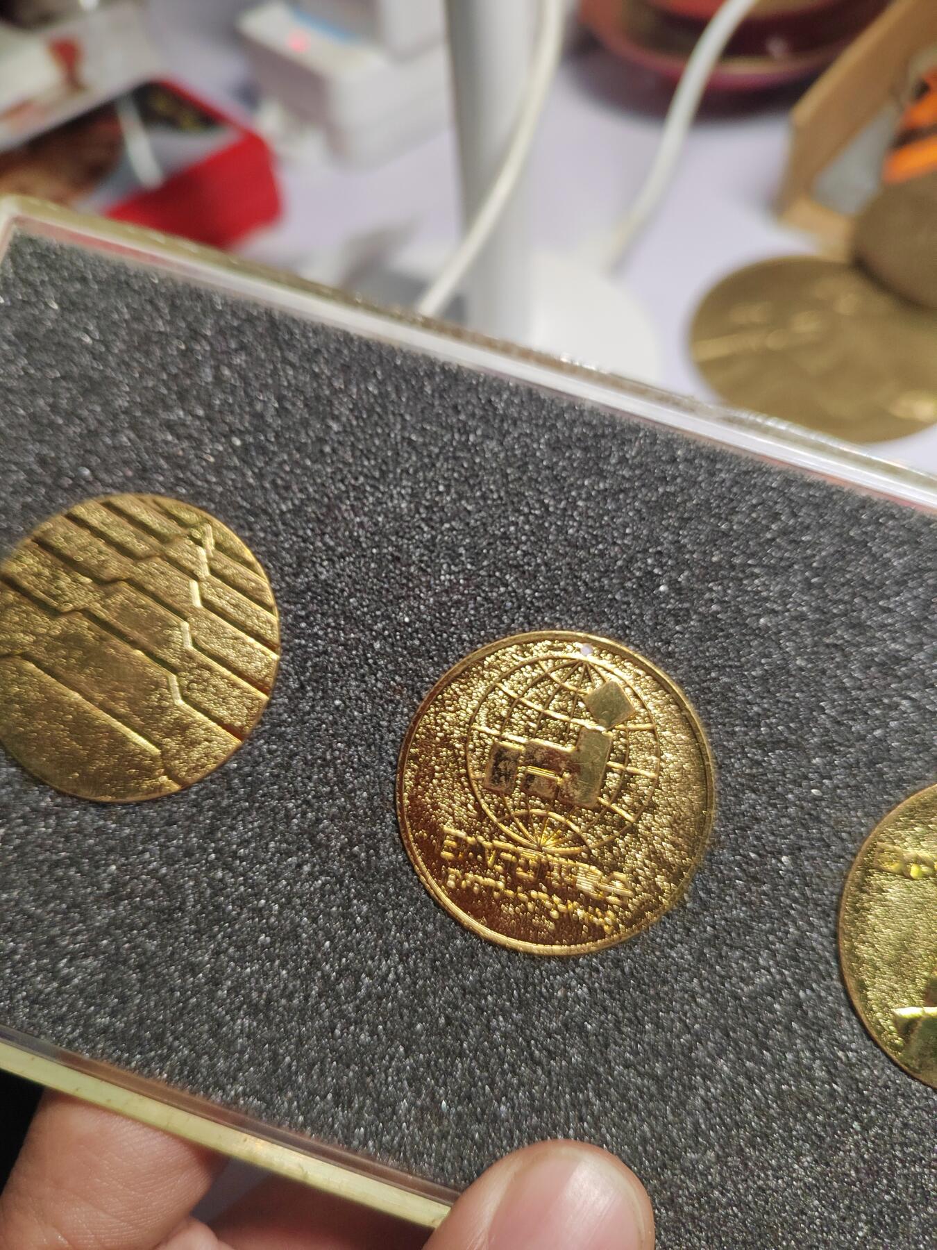 PCAI钱币  15-777 邮票钱币证章小专场