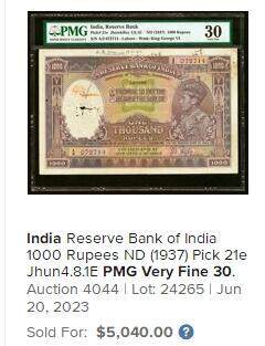 【Blue Auction】✨世界纸币精拍800期盛典——白金之夜🔥🔥🔥 I-【大珍 状态好的原票凤毛麟角 A0冠】英属印度 1937年1000卢比 PMG35EPQ 英王乔六 背面湖光山色风光唯美 该张纸币状态极佳，没有字迹、无黄无锈、无章无大洞，如此品相可遇不可求，很多更高评分却有各种问题 此钞的面额和尺寸都十分惊人，拿在手上分量十足，故在收藏界久负盛名，这绝对是一张颜色丰富、外观悦目的大型钞票，魅力十足。其父乔五同款纸币25NET去年拍了近30万。