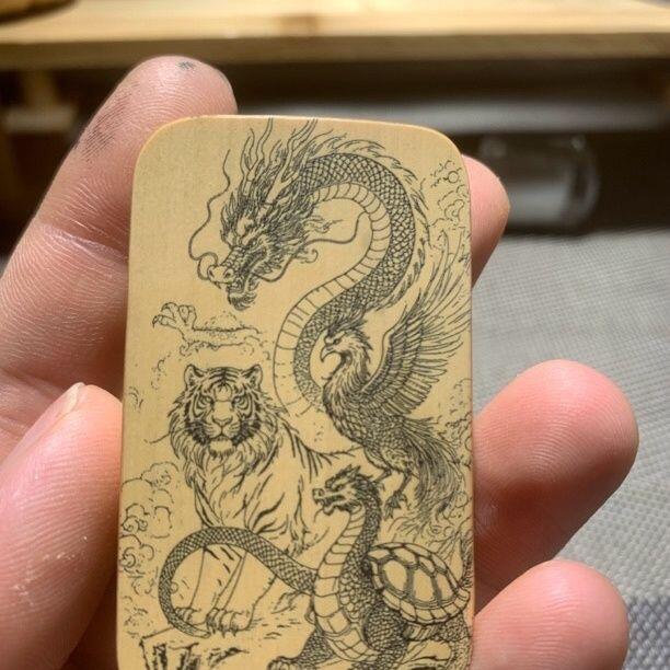 听雨轩（77）留青墨刻竹牌专场 留青墨刻36×60mm工艺精工实心玉竹牌  四象图