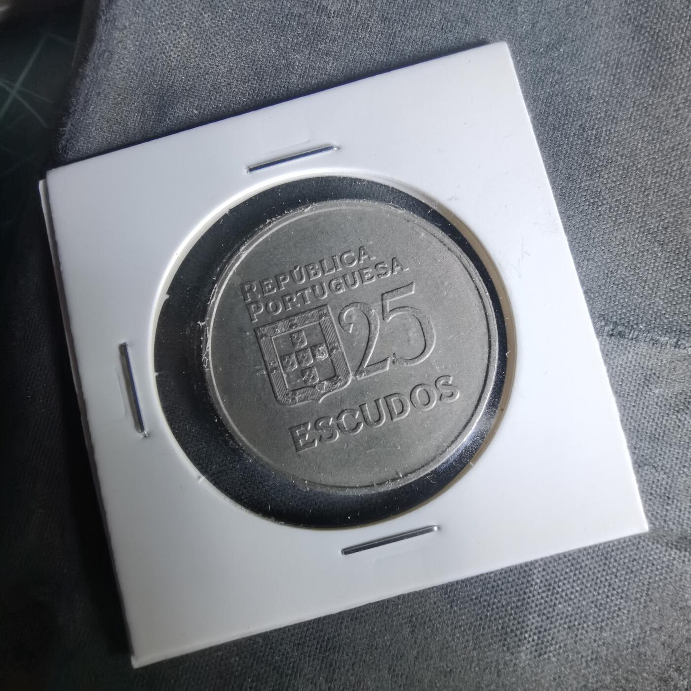 沼泽如烟--第1021场 葡萄牙1980年25埃斯库多