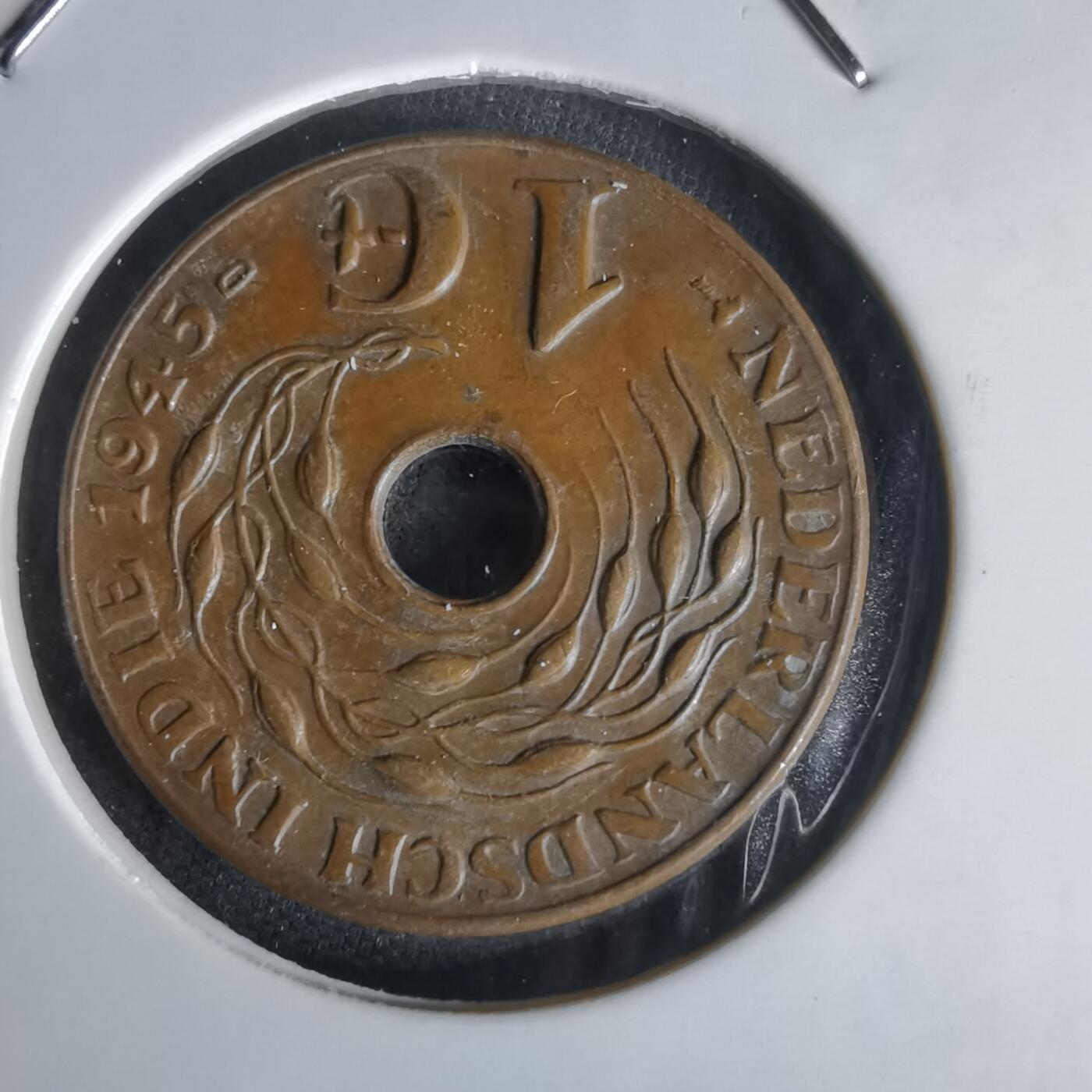 沼泽如烟--第1022场 荷属东印度1945年1盾