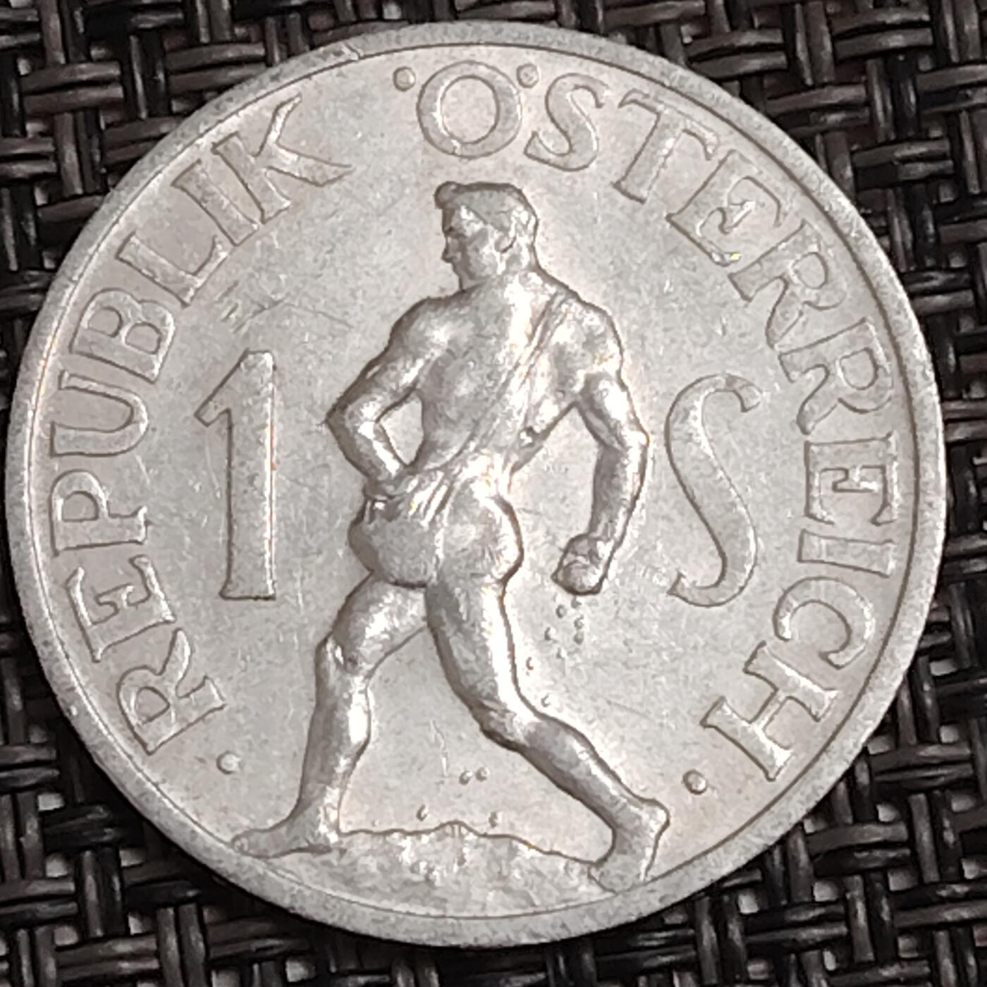 布加迪🐬～世界钱币(上海)🌾第 282 期 /  各国套币和散币 奥地利🇦🇹 1952年 1先令铝币