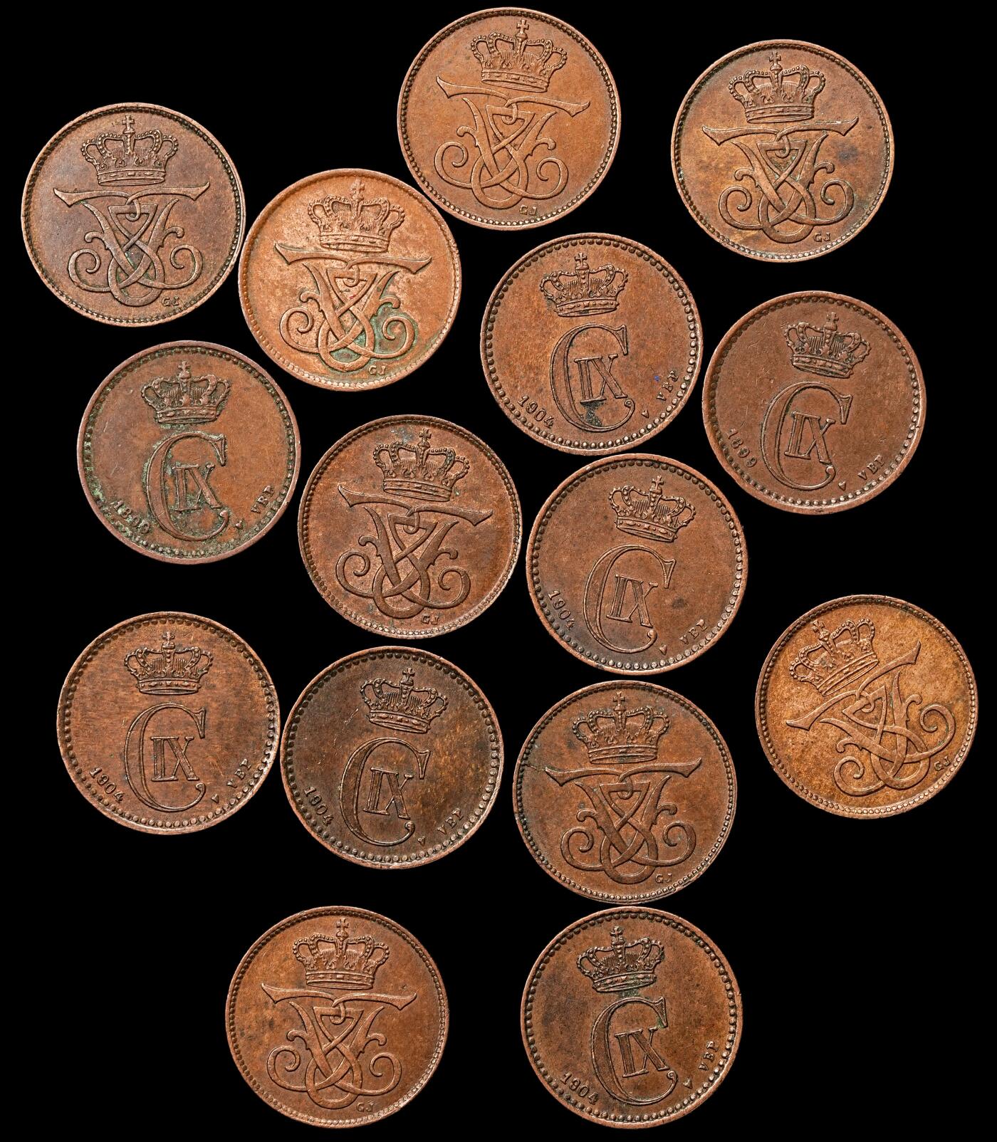 修遠堂世界钱币第107期 丹麦1欧尔铜币一组，巧克力色好品