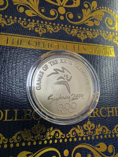 长老汇马年精选第九场拍卖 - 2000澳大利亚悉尼造币厂奥运纪念银章，20克，40MM，原盒