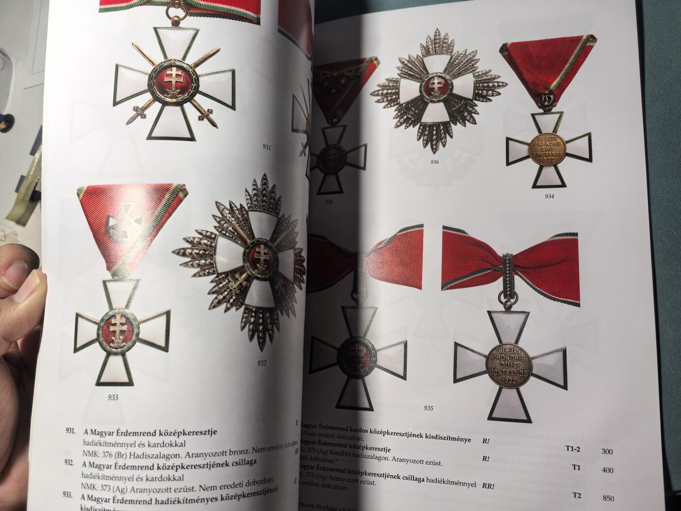 盛世勋华——号角文化勋章邮票专场拍卖第309期 匈牙利Pannonia拍卖行2017年44次拍卖会图录 大量匈牙利勋章图片