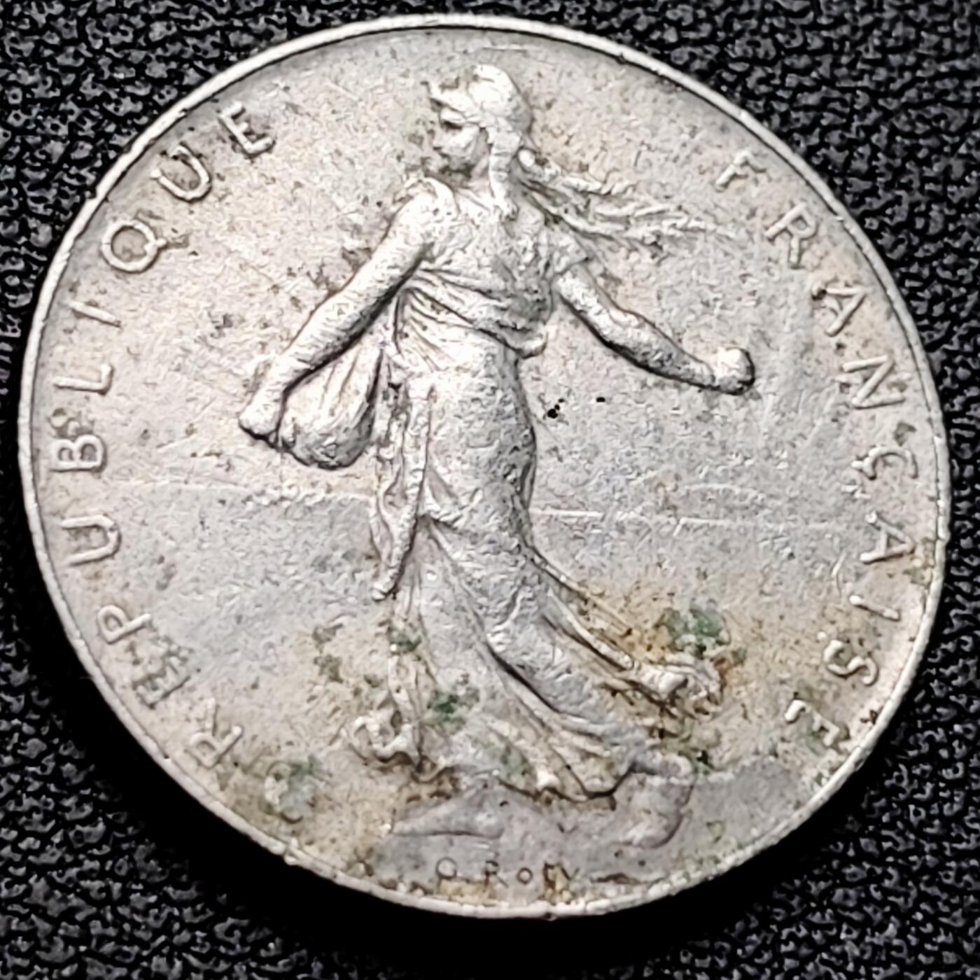 泉币菌-第209场-拍品多 请提前出价 。