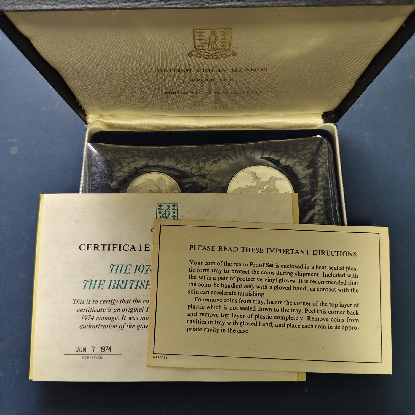 【全场包邮】纯粹捡漏拍513场 英属维尔京群岛1974年官方封装精制套币-盒证全-含军舰鸟银币【39毫米25.7克92.5%】