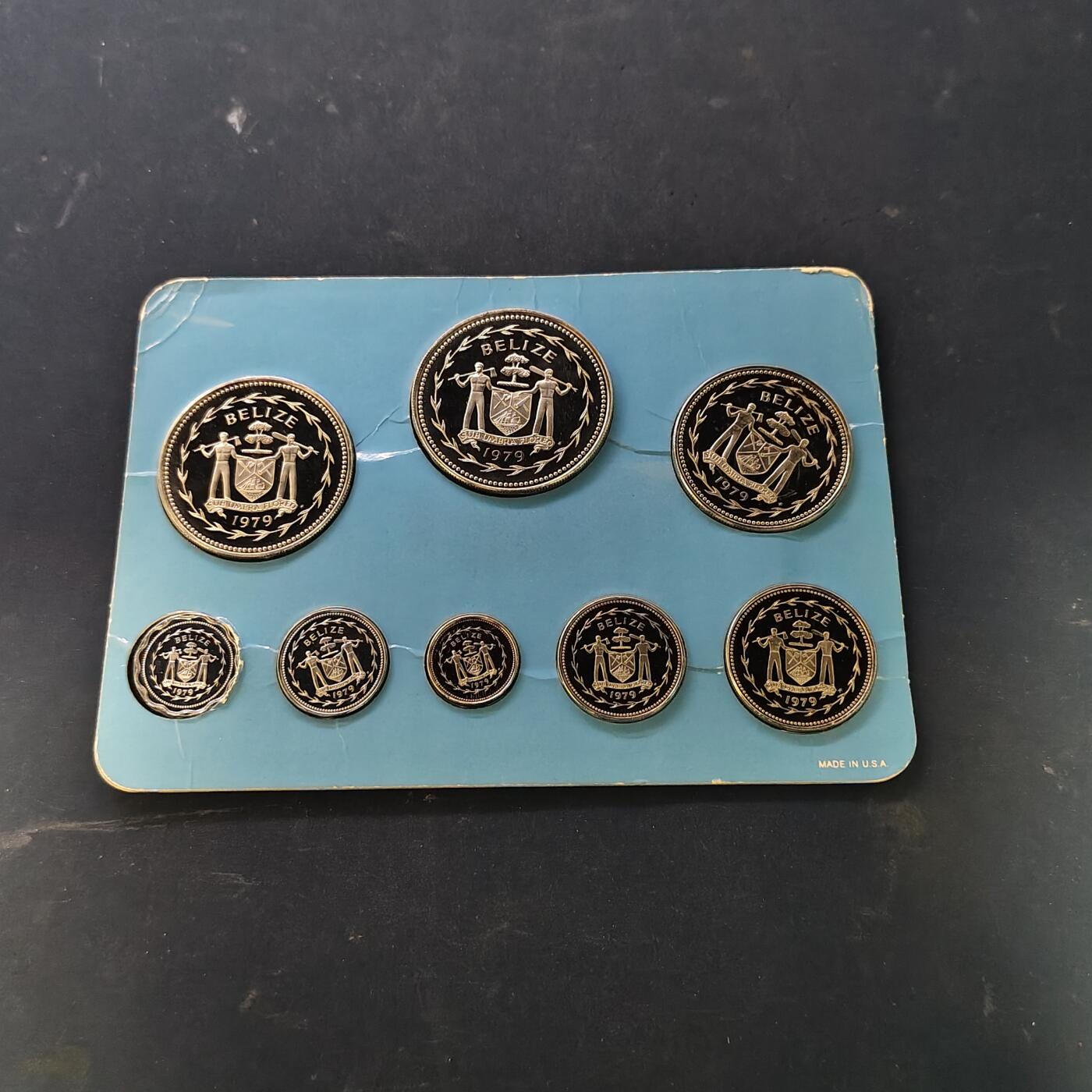 【全场包邮】纯粹捡漏拍513场 【稀少】伯利兹1979年官方封装精制套币-含10元裸颈鹳克朗币-量1287