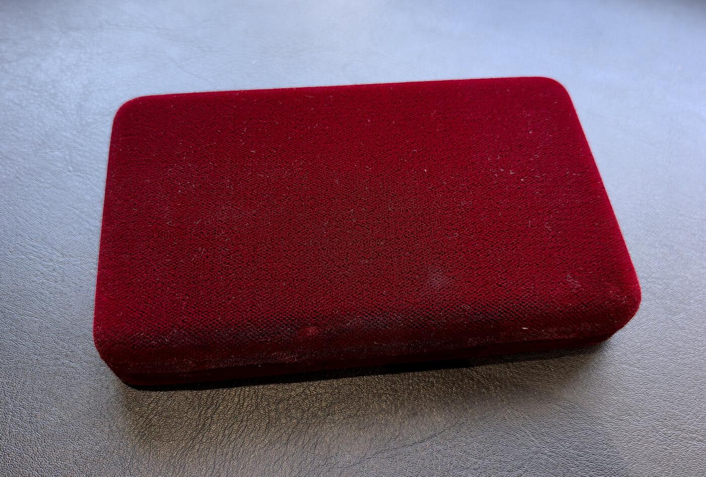 凡希社世界钱币微拍第三百二十一期 珍！1982韩国银行精铸PS六枚套原厂盒证，当代韩国铸币的代表性品种，PS藏家不容错失的经典套装，2022SBP秋拍落槌8400美金。