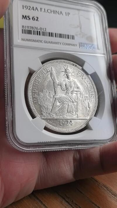 凡希社世界钱币微拍第三百二十一期 1924A法属印度支那皮亚斯特大银NGC-MS62，质感一流（附视频）