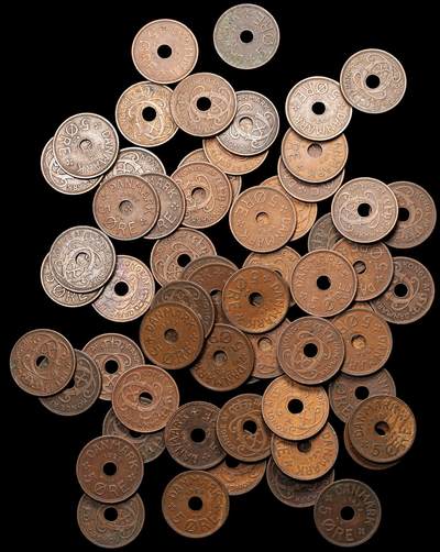 修遠堂世界钱币第107期 - 丹麦中孔2欧尔铜币59枚，1927-1940年