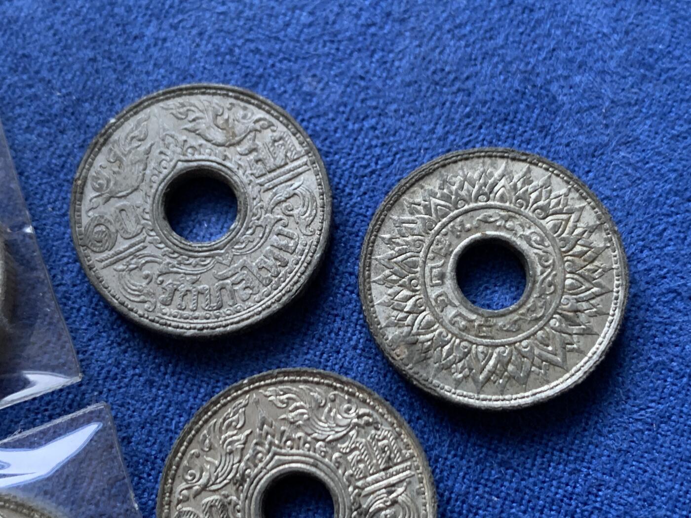 《竞宝斋》第470场 周日，周一，周二 3场连拍 （全场包邮）欢迎送拍 五枚一组 泰国1942年10萨当锡币