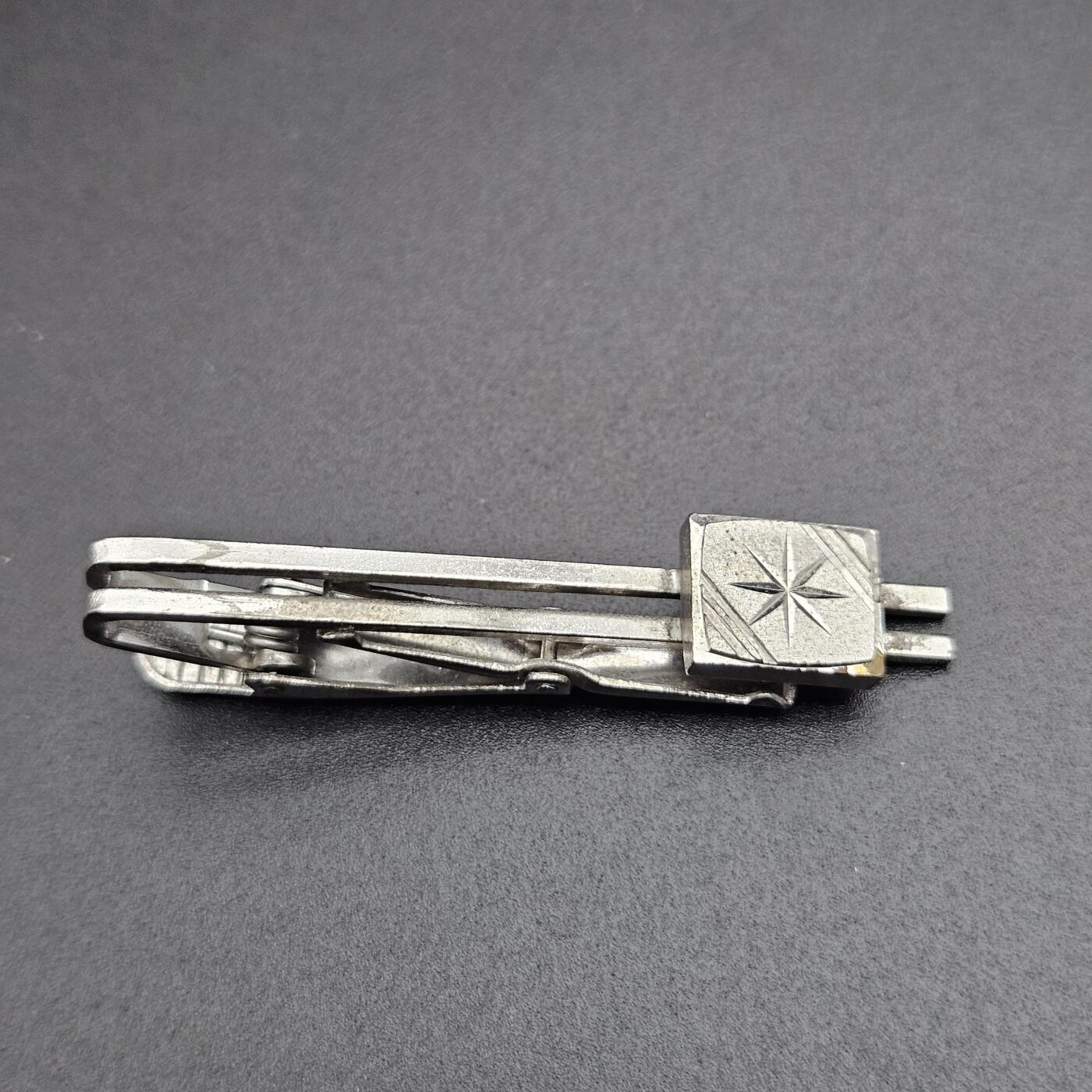 0元起拍勋章 第339期 咸鱼国勋章拍卖专场 3月18日（周三）下午6：00开始 日本中古领带夹