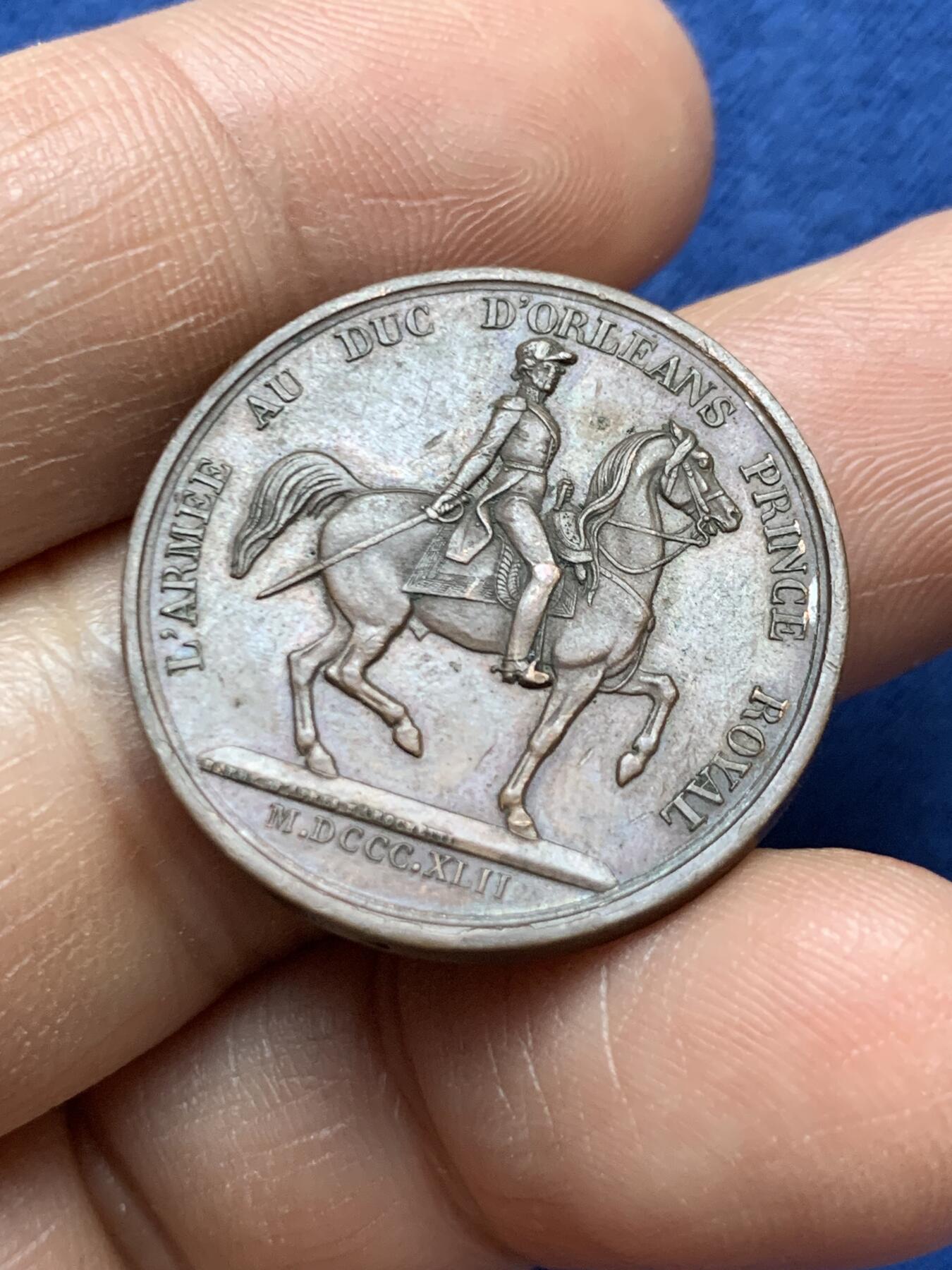 《竞宝斋》第470场 周日，周一，周二 3场连拍 （全场包邮）欢迎送拍 法国路易菲利普儿子奥尔良公爵造像落成纪念铜章 8.75克 26.8mm 手指铜标