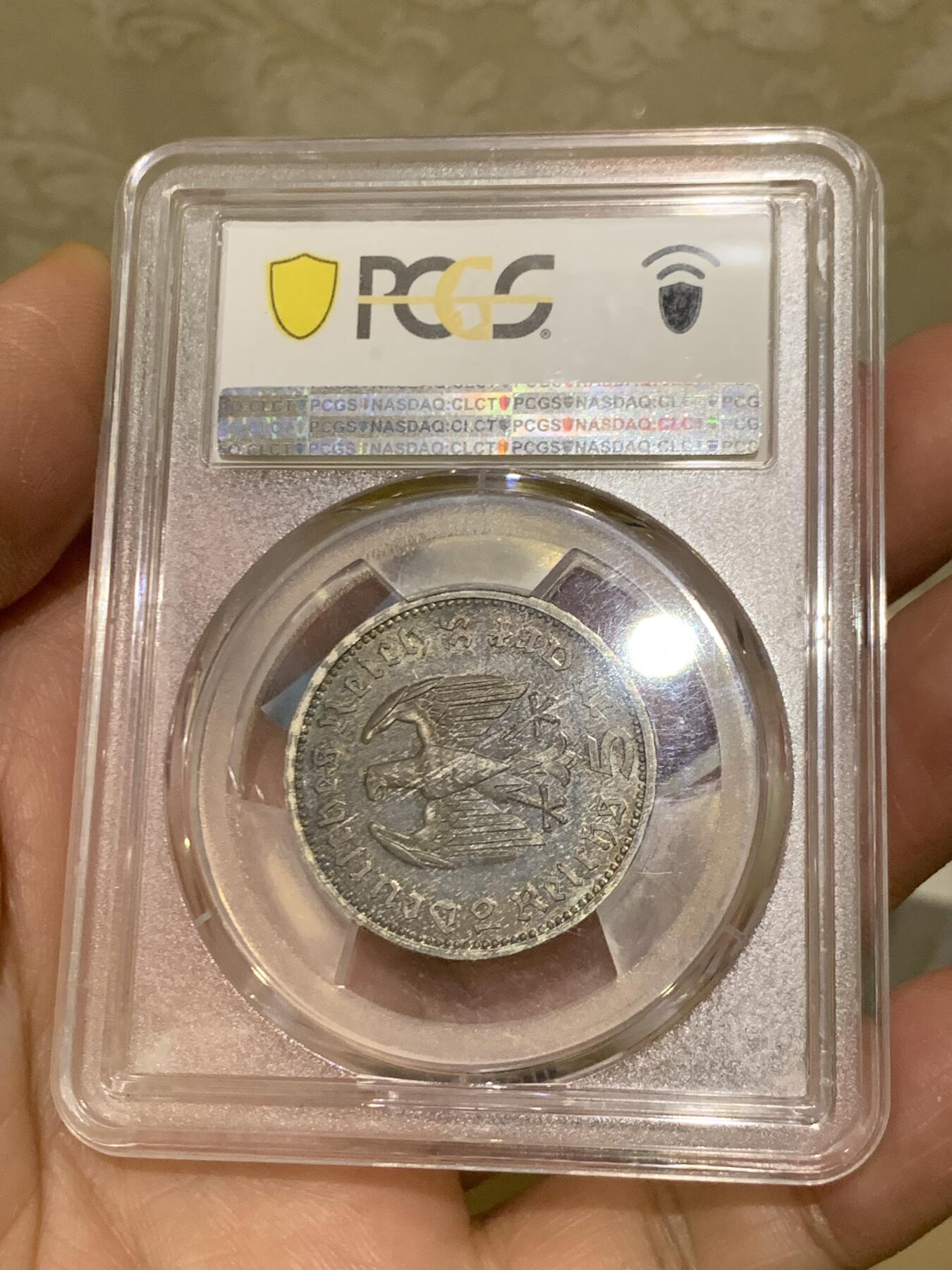 《竞宝斋》第470场 周日，周一，周二 3场连拍 （全场包邮）欢迎送拍 PCGS PR65 德国 1935A 兴登堡精制5马克 亚军分，高分精制主币，五彩镜面！近年来同等级的高分5马克价格涨势明显。