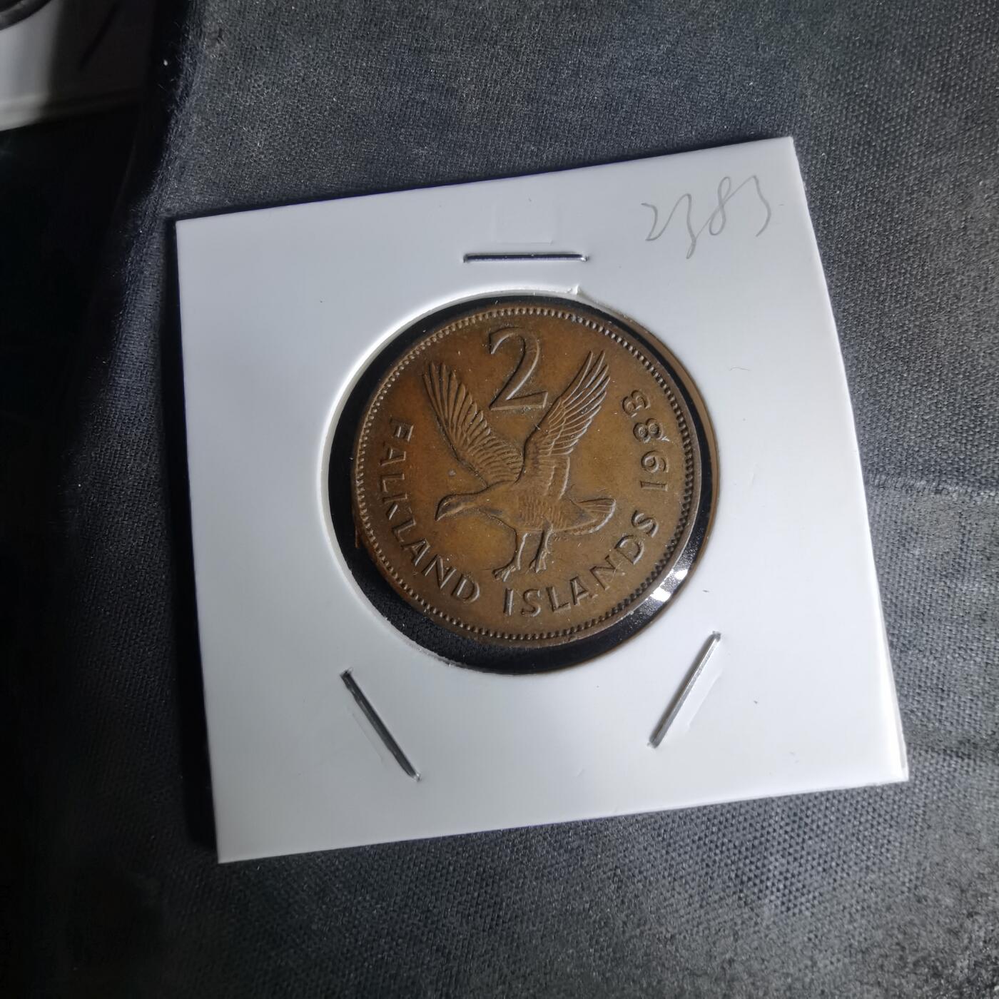 沼泽如烟--第1023场 福克兰1983年2便士