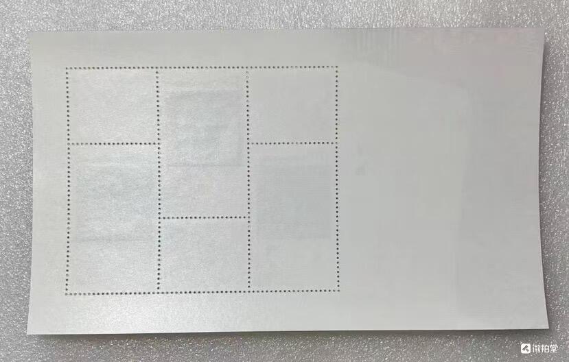 “云锦”小型张1枚。