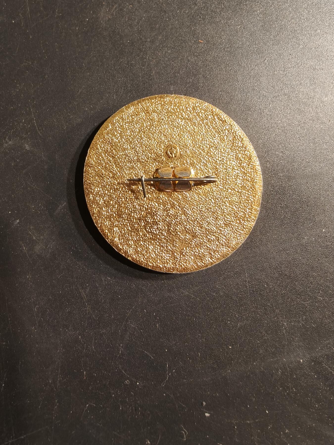 老王徽章第187期 苏联国家保险宣传证章