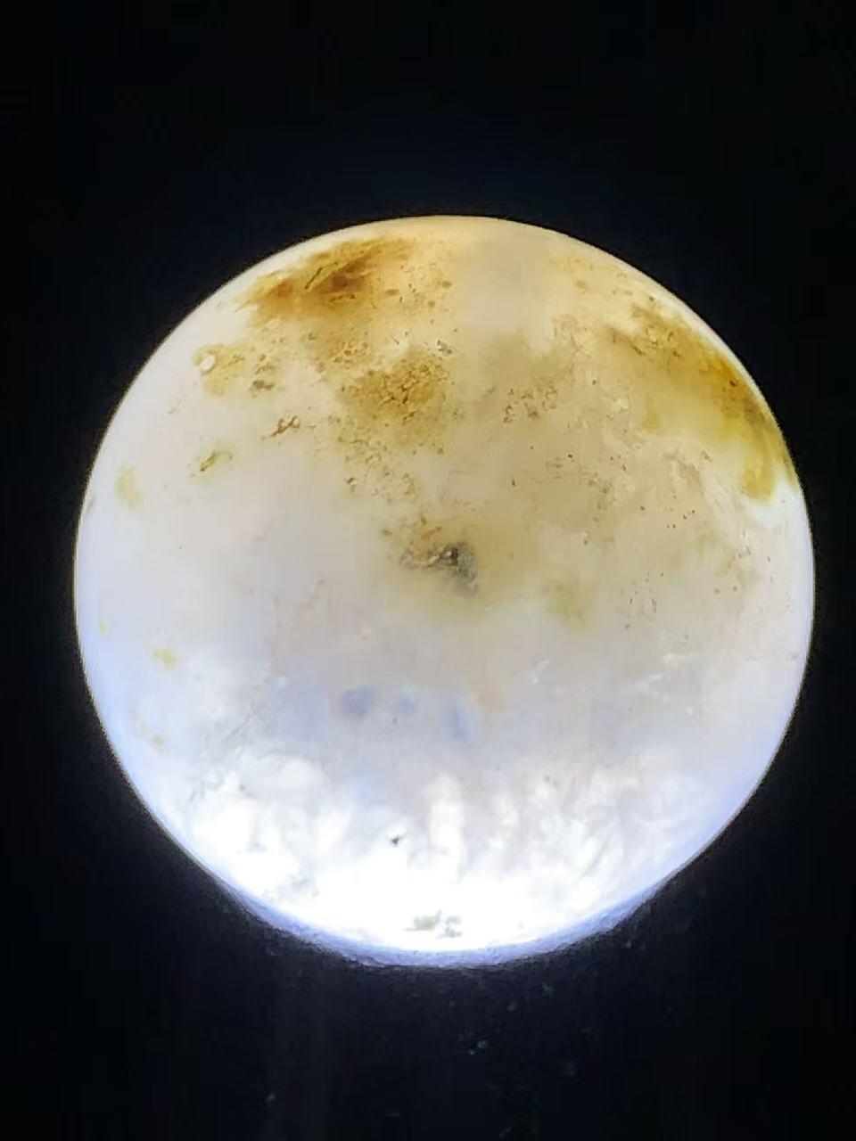 精美原皮满冰飘糖心料战国红玛瑙圆珠一颗！