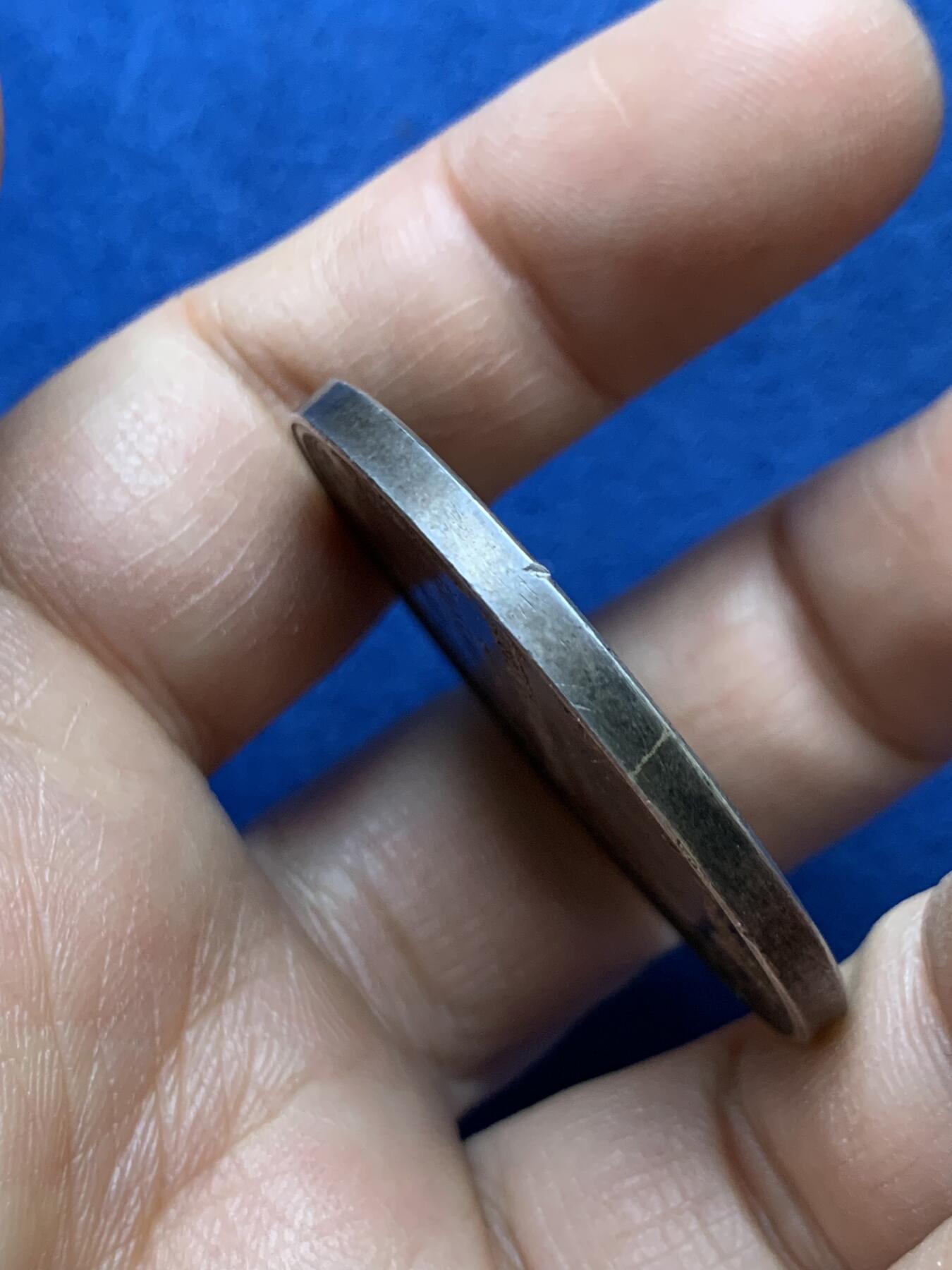 《竞宝斋》第470场 周日，周一，周二 3场连拍 （全场包邮）欢迎送拍 法国国家艺术银质奖章 高浮雕三女神 38.6克40.8mm 丰饶角银标 细节见图